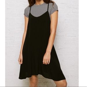 black flowy midi dress